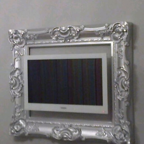 Inart mirror frame used in excellent condition