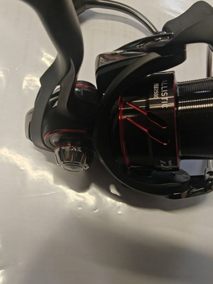 Daiwa Ballistic LT 2500 fishing reel new