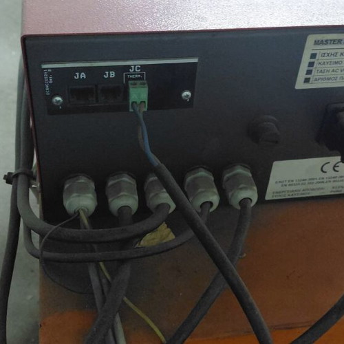 Pellet burner and boiler set