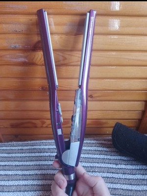 Babybliss Hair Straightener used with steam function
