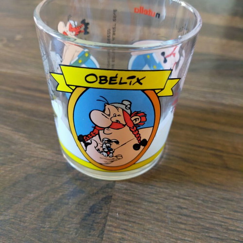 Collection glasses used, set of two