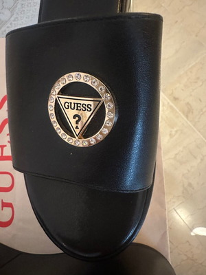 Guess дамски сандали на платформа номер 38, черни
