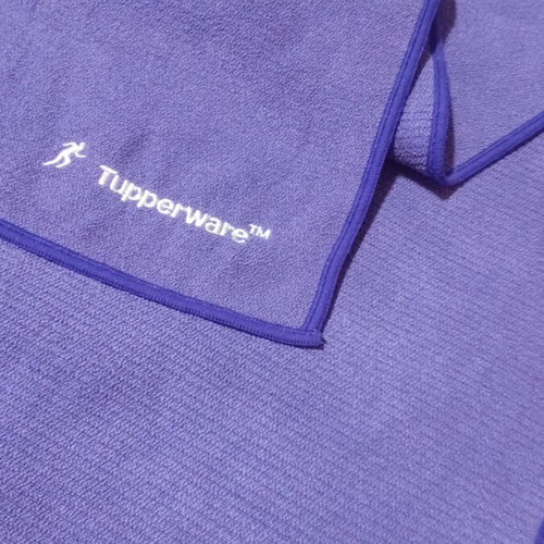 ONLY 10 EUROS TUPPERWARE SPORT sport towel tupperware