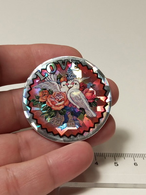 Love collectible cap with iridescent effect like new