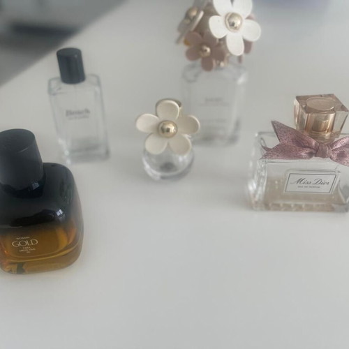 Perfume bottles like new, empty set