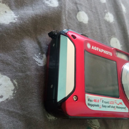 Agfaphoto Realishot WP 8000 used with broken screen for repair or parts