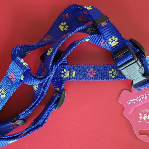 Dog harness new with adjustable size 22-40cm