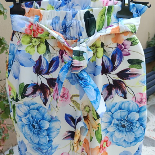 Floral pants size S/M made in Italy new, 75% viscose