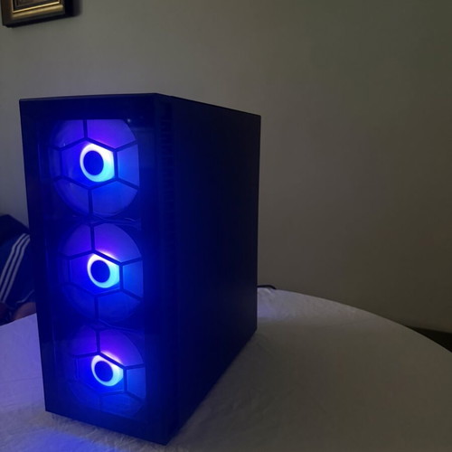 Gaming PC with Ryzen 5 5600G, 32GB RAM, SSD 512GB, Radeon Vega 7