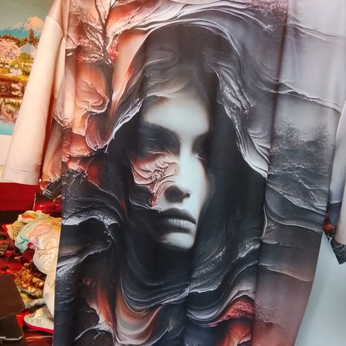 T-shirt like new, multicolored, size M