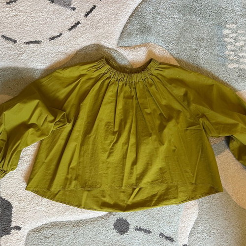 Zara crop shirt green, like new, size M