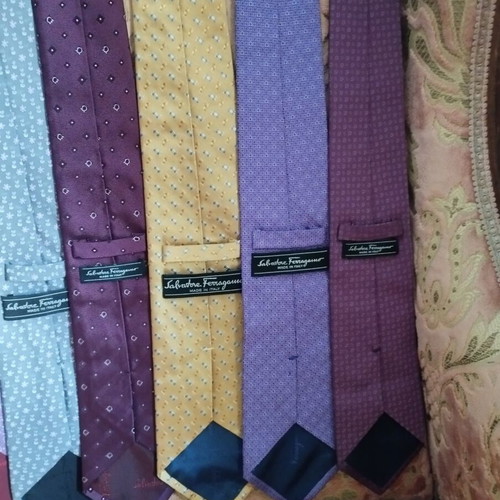 Salvatore Ferragamo silk ties collection like new, set of 9