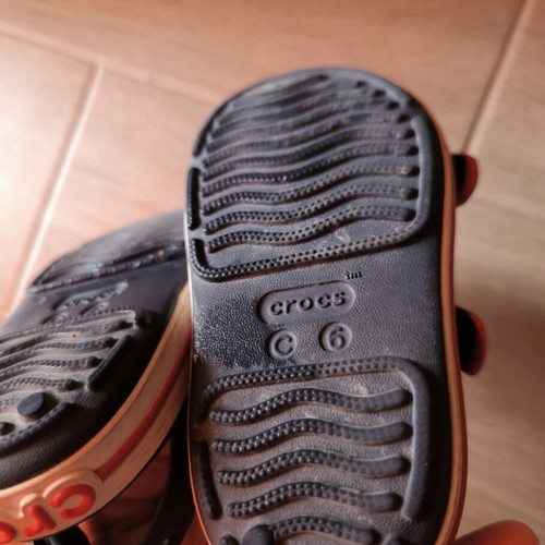 Crocs Crocsband sandals size C6 22-23