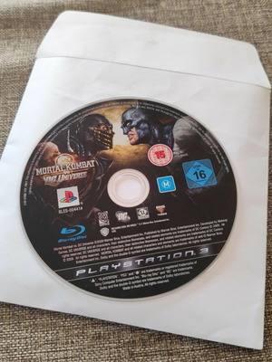 Mortal Kombat vs DC Universe PS3 game used, fighting