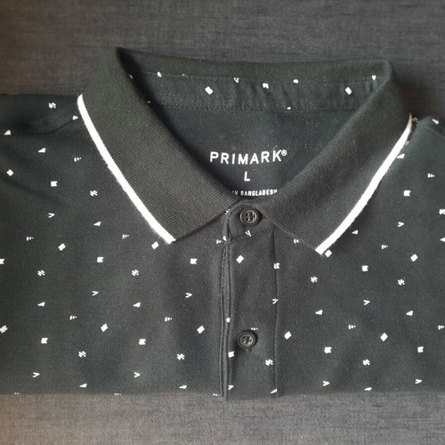 Polo T-Shirt Primark with symbol pattern like new, size L