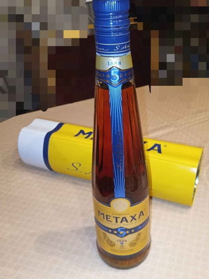 Κονιάκ Metaxa 5 Αστέρων και Johnnie Walker Red Label καινούργια
