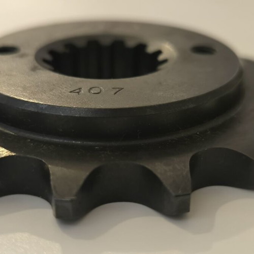SunStar front sprocket 15 teeth for Honda Transalp 650