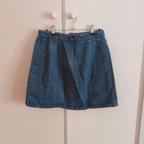 Denim mini skirt Primark like new, dark blue, button closure
