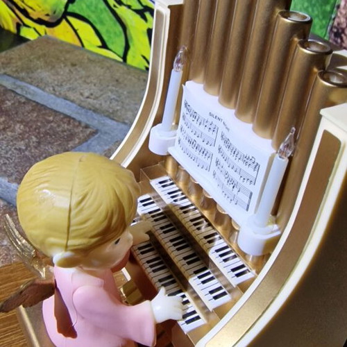 Vintage Hong Kong Wind-Up Music Toy from 1982 in Like New Condition