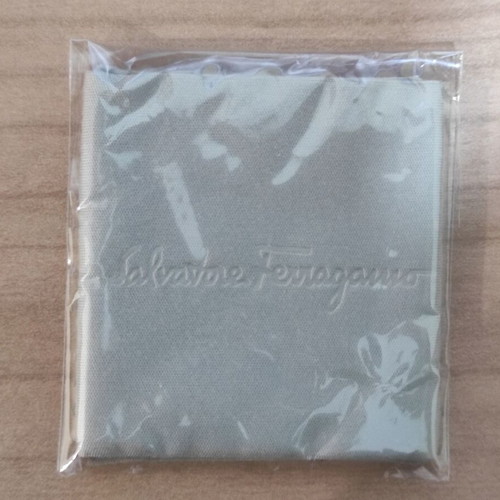 Vintage Salvatore Ferragamo phone case like new, black leather
