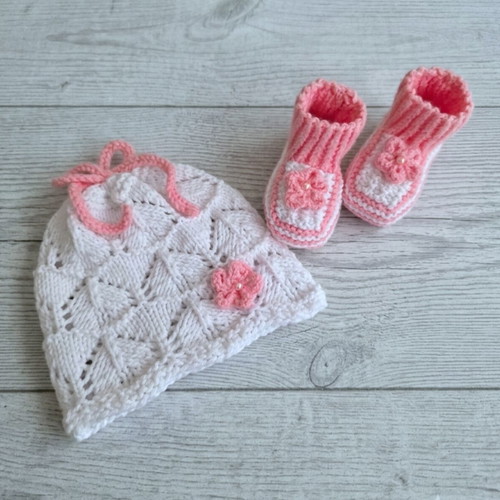 Handmade baby knit set 1-4 months cotton acrylic