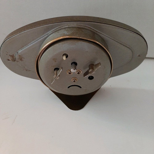 Tresure vintage clock used, wind-up from the 1960s