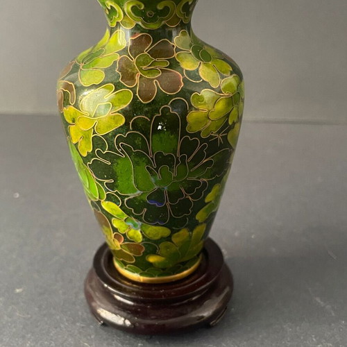 Chinese mini cloisonné vase used, emerald green brass enamel 8cm