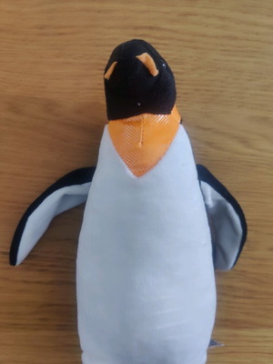 Plush penguin toy like new