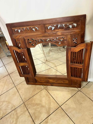 Vintage wooden carved mirror with opening doors 89.5x79.5 used