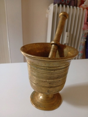 Pepper Grinder like new