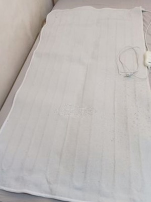 Vicko heated mattress pad single like new