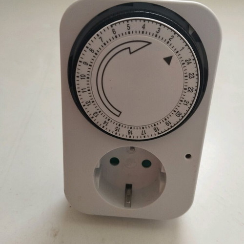Socket with timer new