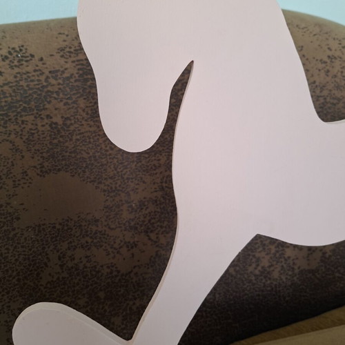 Wooden decorative unicorn like new, monochrome with detachable base 40×50