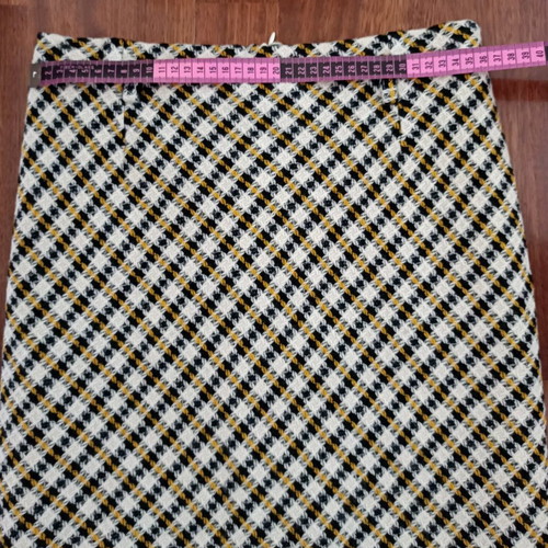Raxevsky vintage 90s wool skirt like new, size M