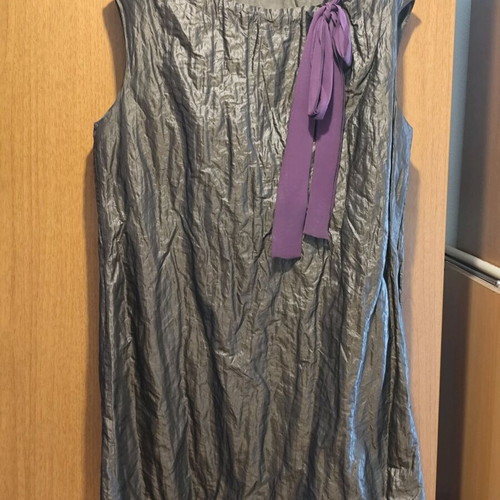 Sisley sleeveless midi dress like new khaki with purple ribbon