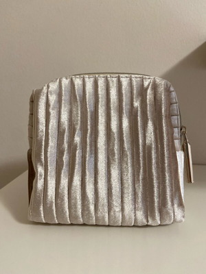 Helena Rubinstein velvet toiletry bag new, beige and silver