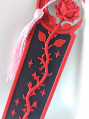 Bookworms bookmark new, 3D recycled plastic with decorative tassel