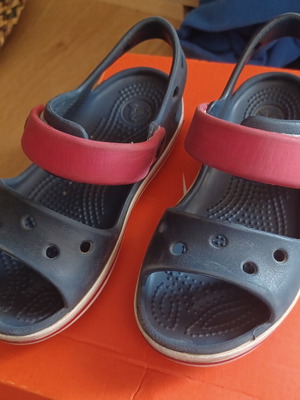Crocs sandals like new, size C9 26, blue and red