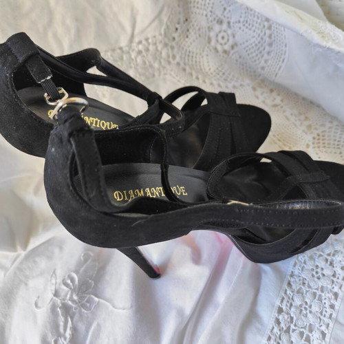 Diamantique black suede pumps used, size 37, 12 cm heel