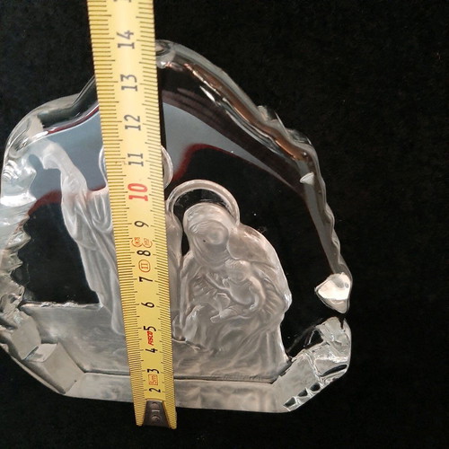 Crystal image Nativity like new