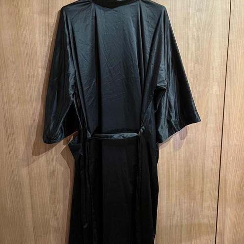 Dolce & Gabbana women's robe like new, black satin