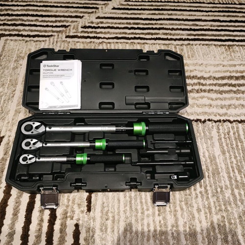 Torque wrench set 1/4", 3/8", 1/2" new, 8 pieces