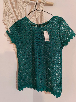 Women's lace blouse new, size 38, dark green
