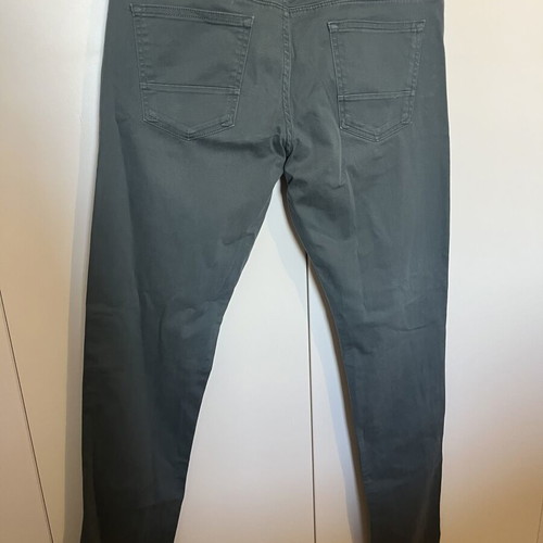 Massimo Dutti green men's pants size 42 like new