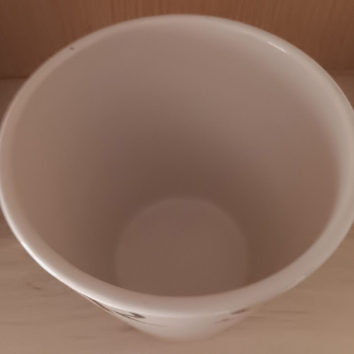 Glass sugar jar bowl like new with airtight lid