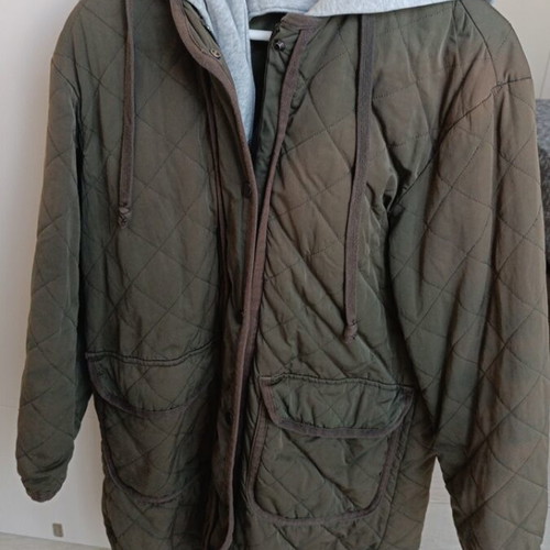 Zara quilted outerwear used, khaki mid-length coat with detachable hood