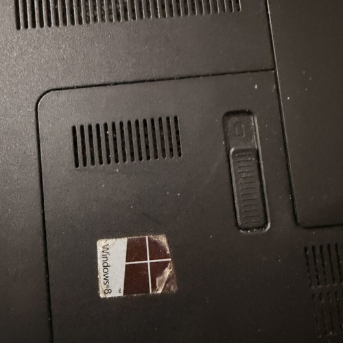 HP Pavilion 17-e laptop used, 17.3 inches