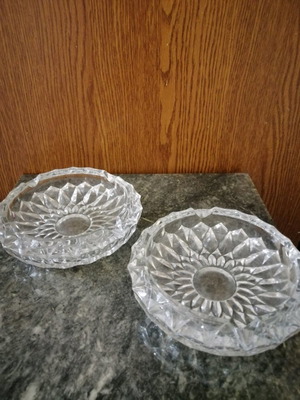 Κρυστάλλινα σταχτοδοχεία μεταχειρισμένα σε άριστη κατάσταση