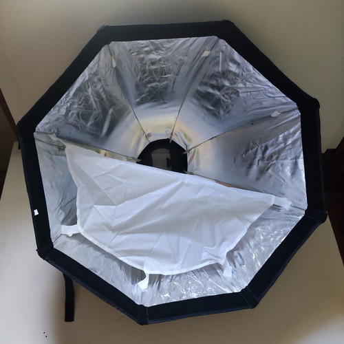 Triopo Octagon 65cm portable softbox with grid