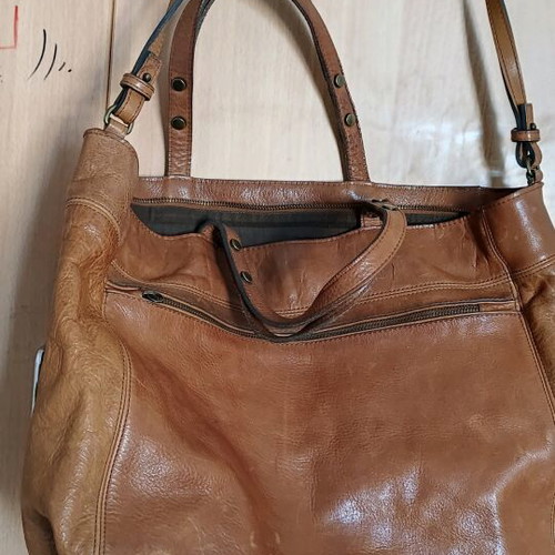 Zara leather handbag used, brown with large capacity